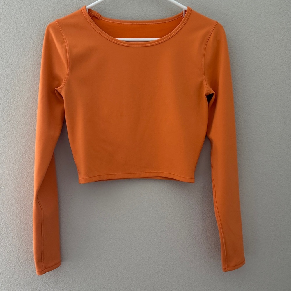 Lululemon Wonder Train Orange‎ Cropped Longsleeve Top Medium